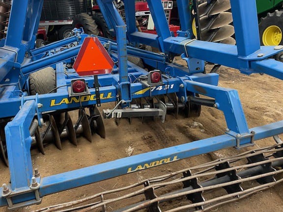 2011 Landoll 7431-29 Equipment Image0