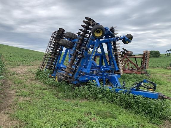 Image of Landoll 7431 equipment image 1