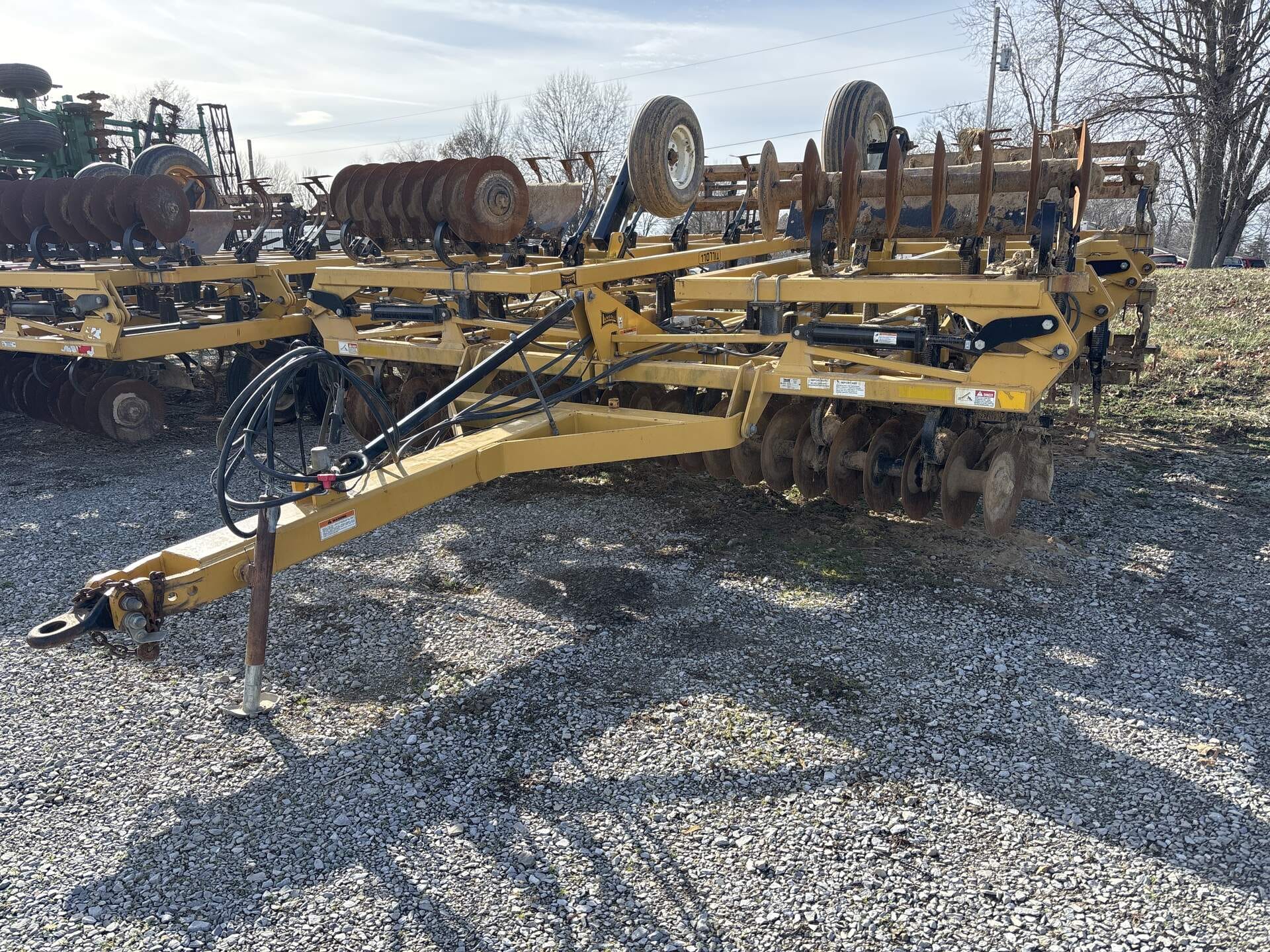 2011 Landoll 875-25 Equipment Image0