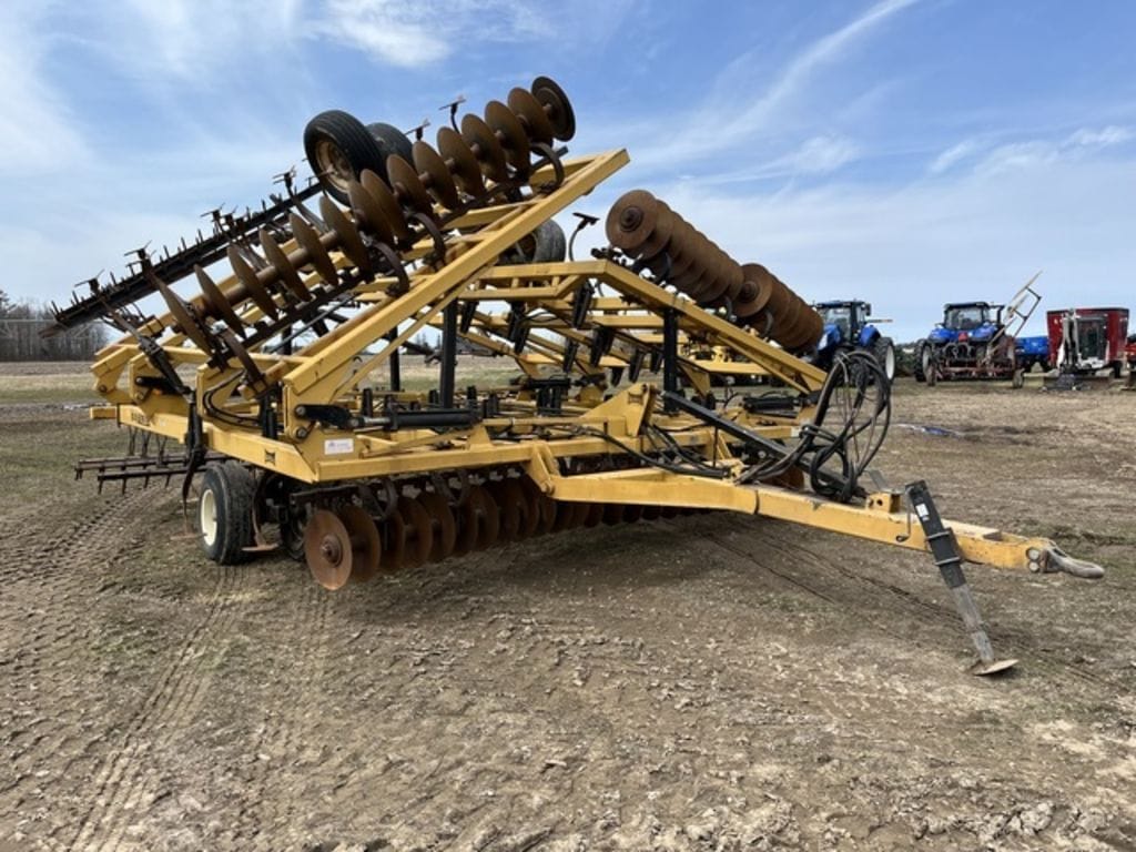 2011 Landoll 876 Equipment Image0