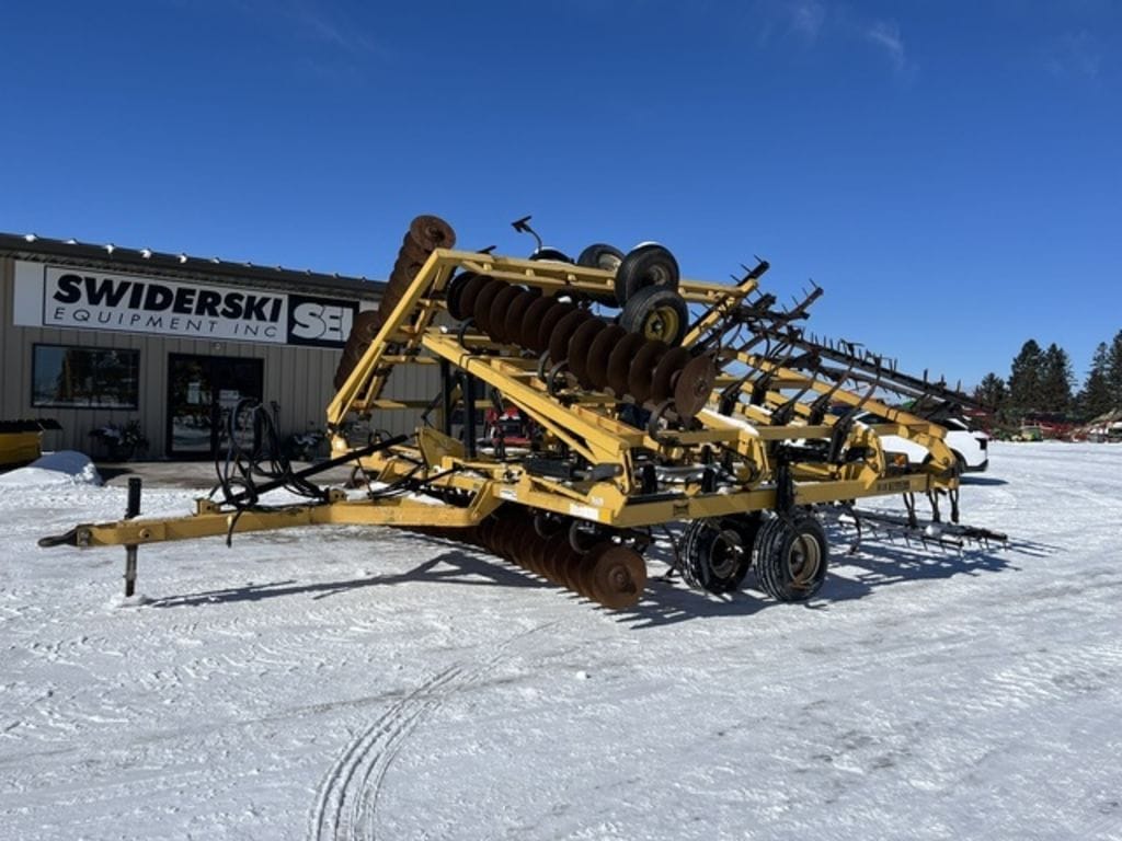 2011 Landoll 876 Equipment Image0