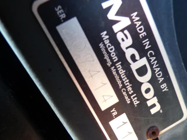 Image of MacDon FD70 equipment image 4