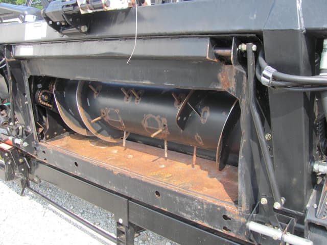 Image of MacDon FD70 equipment image 1