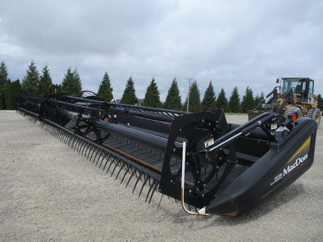 Main image MacDon FD70