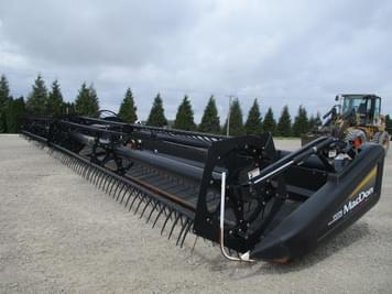 Main image MacDon FD70