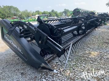 Main image MacDon FD70