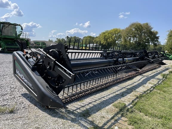 2011 MacDon FD70-40 Image