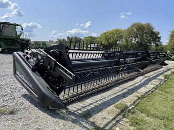 Main image MacDon FD70