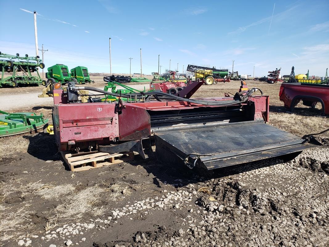 Main image MacDon R85