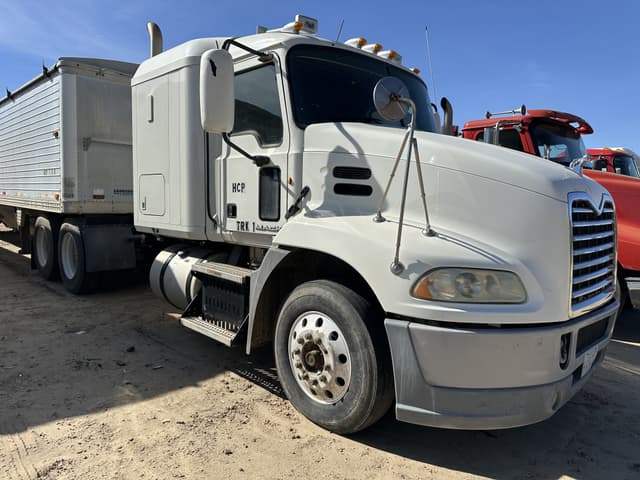 Image of Mack CXU equipment image 1