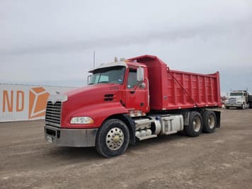 Main image Mack CXU613