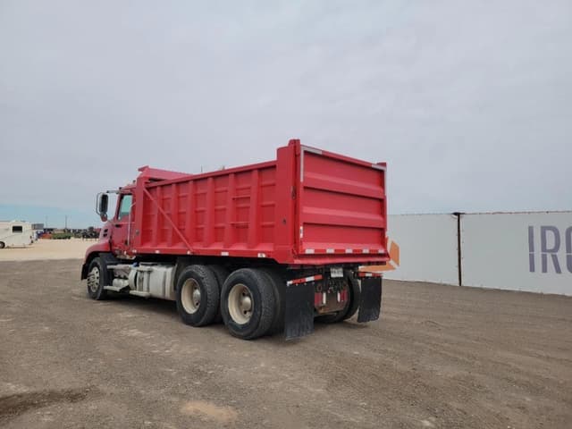 Image of Mack CXU613 equipment image 2