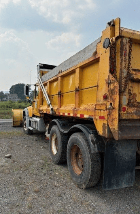 Image of Mack GU713 equipment image 2