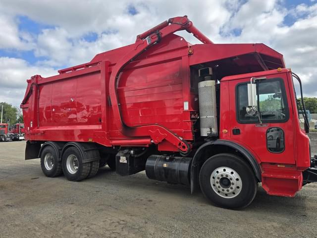 Image of Mack MRU613 equipment image 3