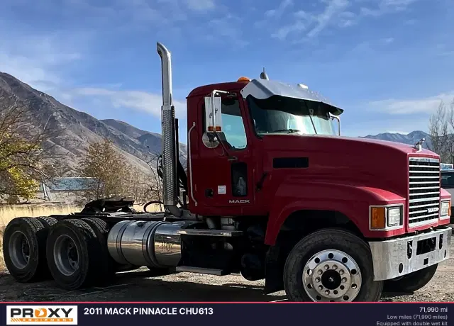 Image of Mack Pinnacle CHU613 equipment image 2