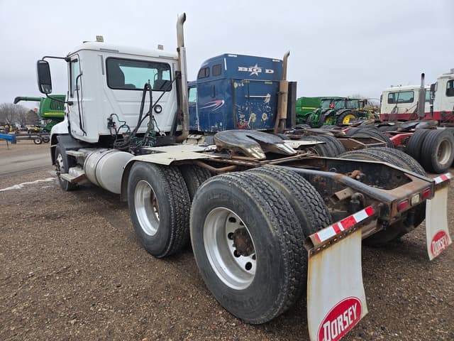 Image of Mack CXU613 equipment image 4
