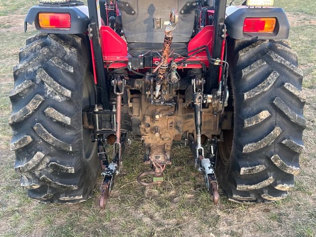 Image of Mahindra 4035 equipment image 2