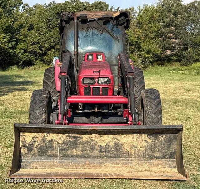 Image of Mahindra 8560 equipment image 1
