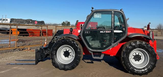 Image of Manitou MLT627 equipment image 1