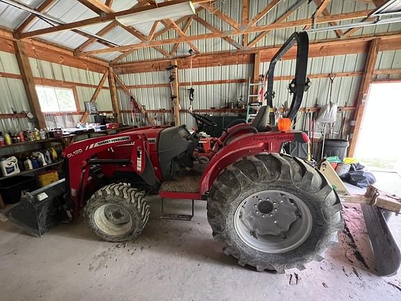 Image of Massey Ferguson 1533 equipment image 1
