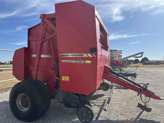 Image of Massey Ferguson 2856A equipment image 3