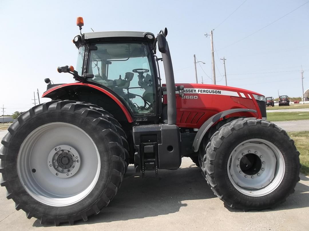 Image of Massey Ferguson 8660 Primary image