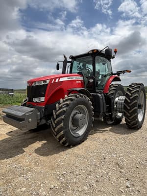 2011 Massey Ferguson 8670 Image