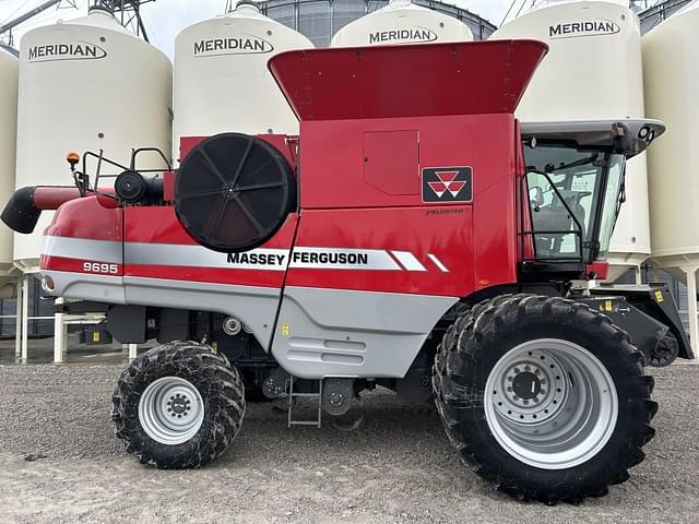 Image of Massey Ferguson 9695 equipment image 3