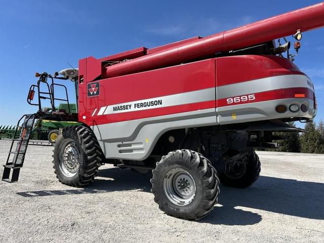 Image of Massey Ferguson 9695 equipment image 4