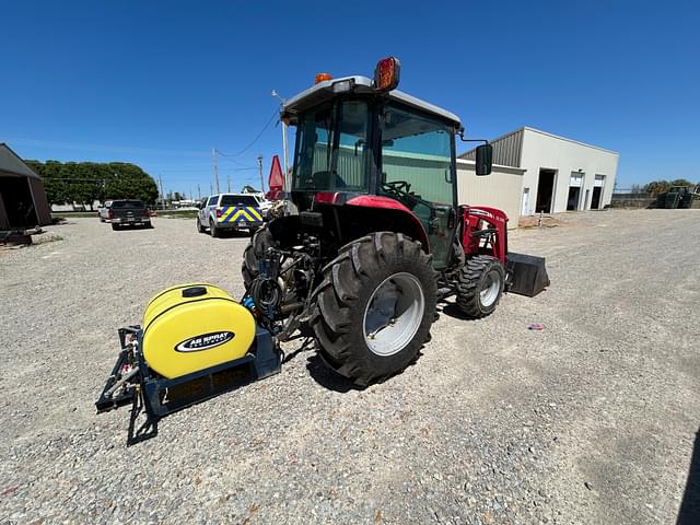 Image of Massey Ferguson 1643 equipment image 2