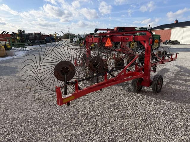 Image of Massey Ferguson MFSV410 equipment image 4