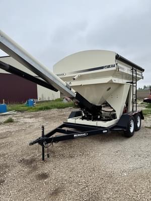 2011 Meridian 240RT Image