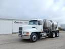 2011 Mack CH613 Image