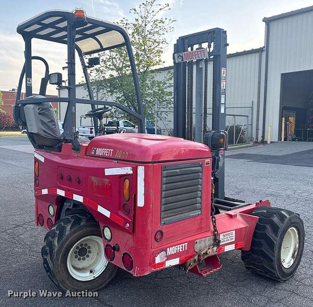 Image of Moffett M55 equipment image 4
