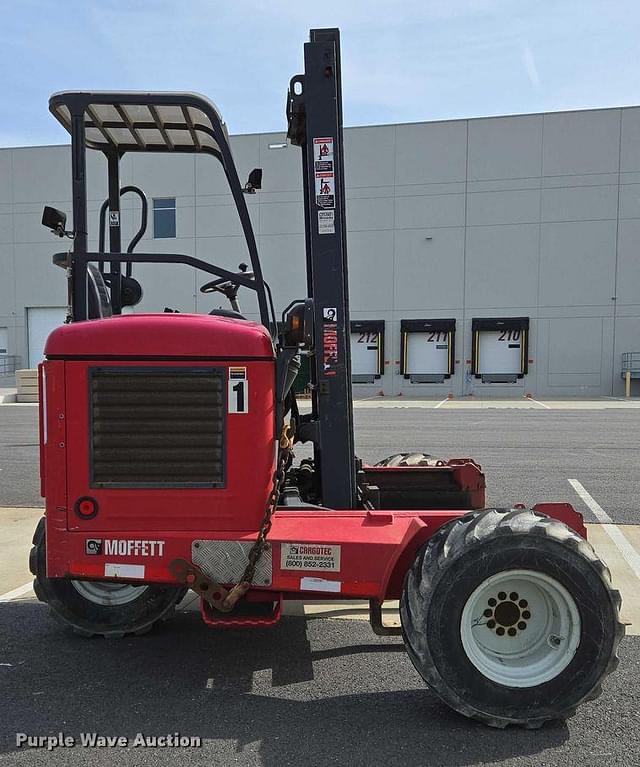 Image of Moffett M55 equipment image 3