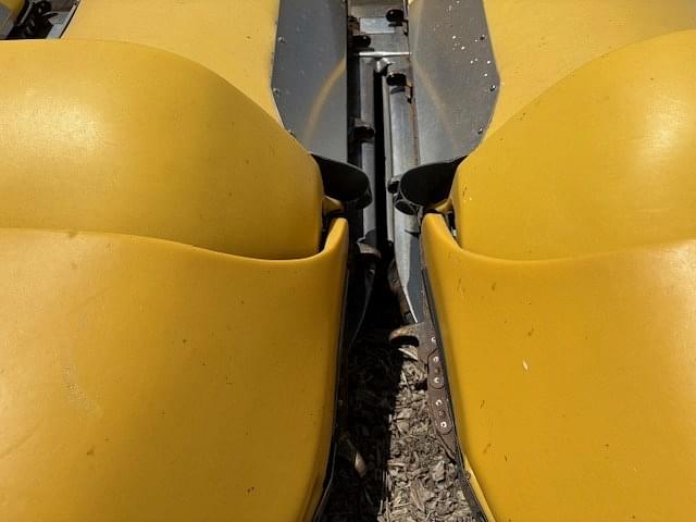 Image of New Holland 99C equipment image 2