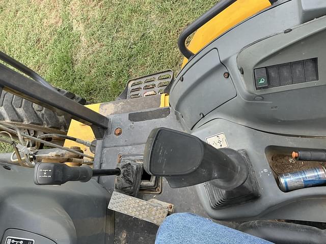 Image of New Holland B95 equipment image 3