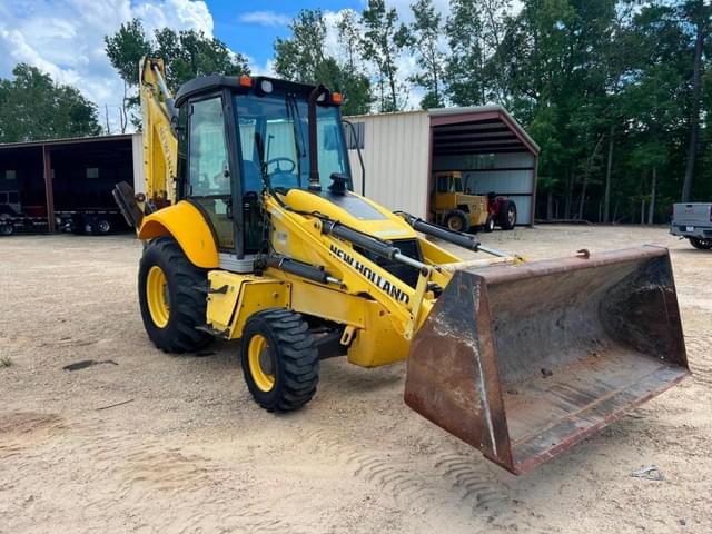Image of New Holland B95B equipment image 2