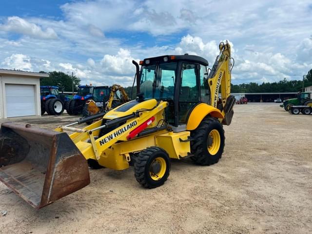 Image of New Holland B95B equipment image 3