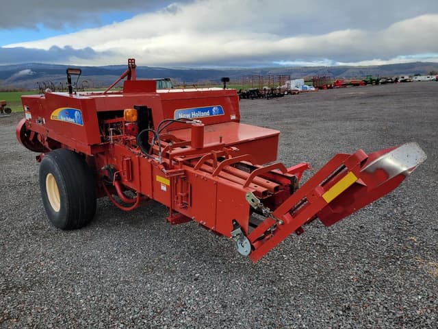 Image of New Holland BC5080 equipment image 3