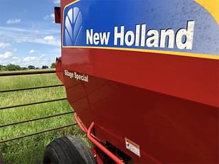 Main image New Holland BR7060 Silage Special 5