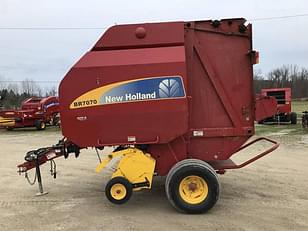Main image New Holland BR7070 5