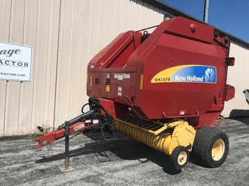 Main image New Holland BR7070