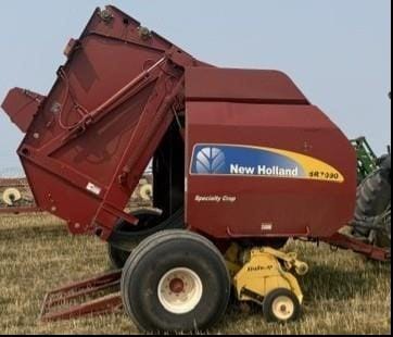 2011 New Holland BR7090 Equipment Image0