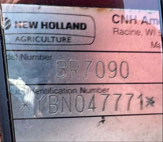 Image of New Holland BR7090 equipment image 1