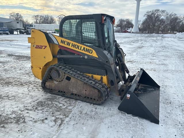 Image of New Holland C227 equipment image 3