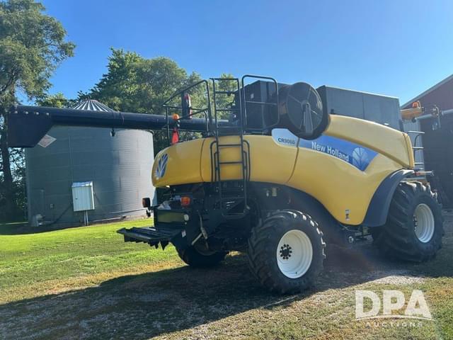 Image of New Holland CR9060 equipment image 4