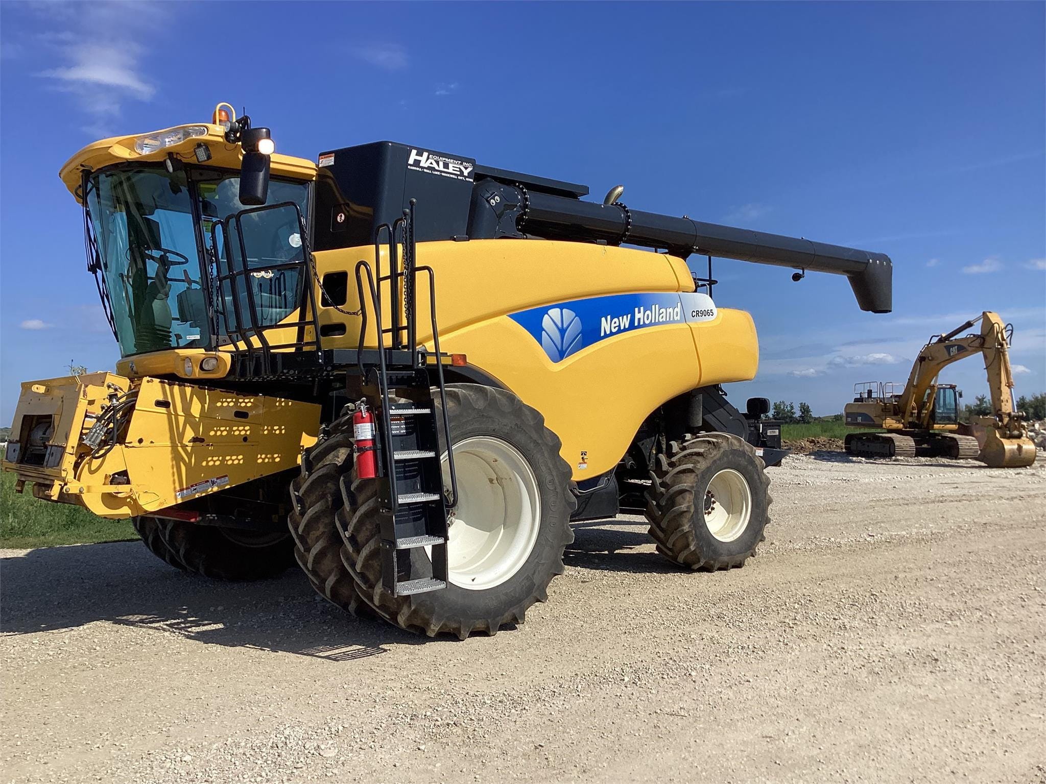 Main image New Holland CR9065