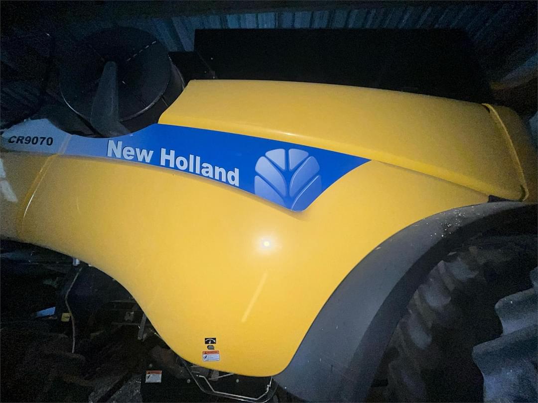 Image of New Holland CR9070 Primary image