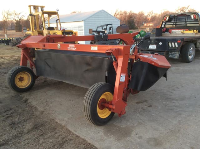 Image of New Holland H6830 equipment image 4